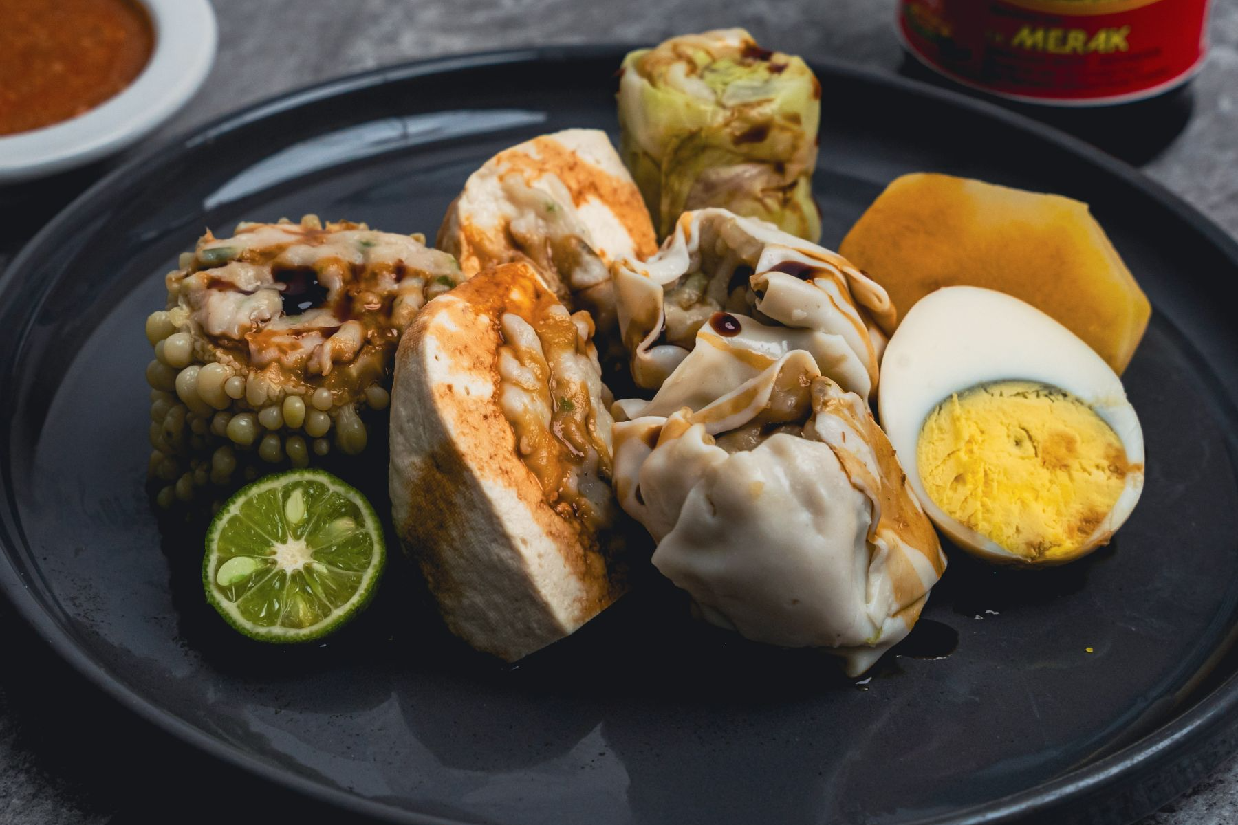 Rasa Otentik untuk Setiap Masakan {"id":24,"uuid":"d6229dd1-30f4-4cb4-a0b9-10e26b55b169","name":"02 baso tahu","category":"gallery","subcategory":null,"description":null,"path":"https:\/\/kecapborobudur.com\/uploads\/gallery\/1762858549_ENiJAsuVHq.png","order":"2","status":"active","created_at":"2025-07-08 18:11:54","updated_at":"2025-07-08 18:11:54"}